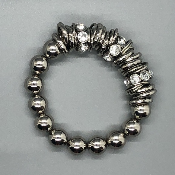 Uptown Funk silver and Clear Bracelet - Picture 3 of 4